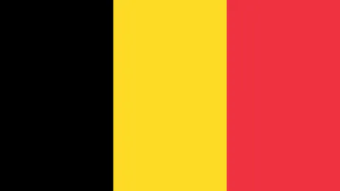 娱乐明星跨界体育界，粉丝追捧背后偶有扰序现象